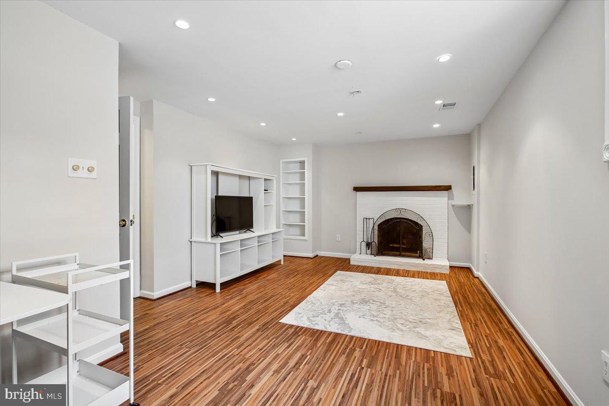 3140 ELLENWOOD DRIVE
