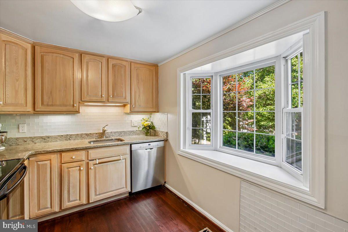 3140 ELLENWOOD DRIVE
