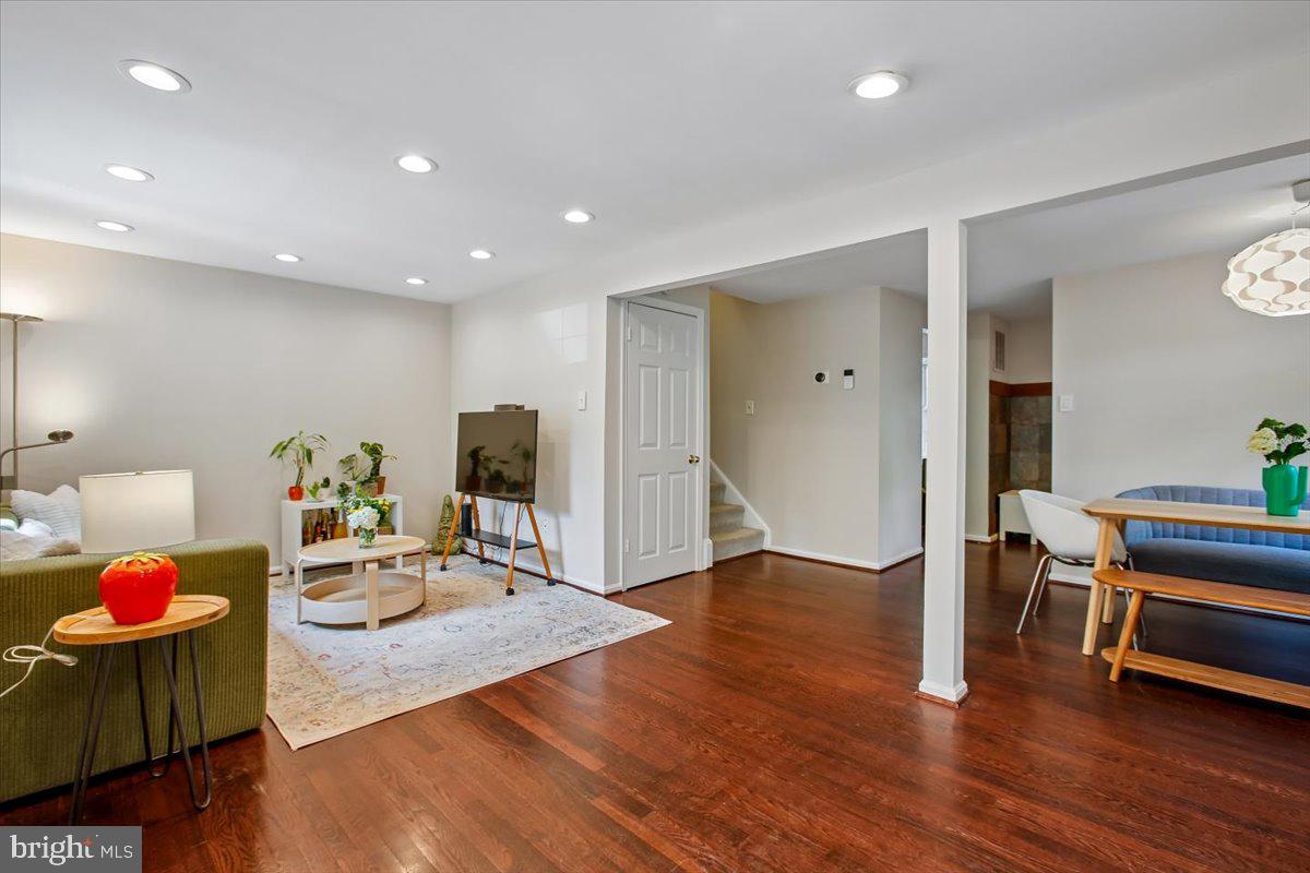 3140 ELLENWOOD DRIVE