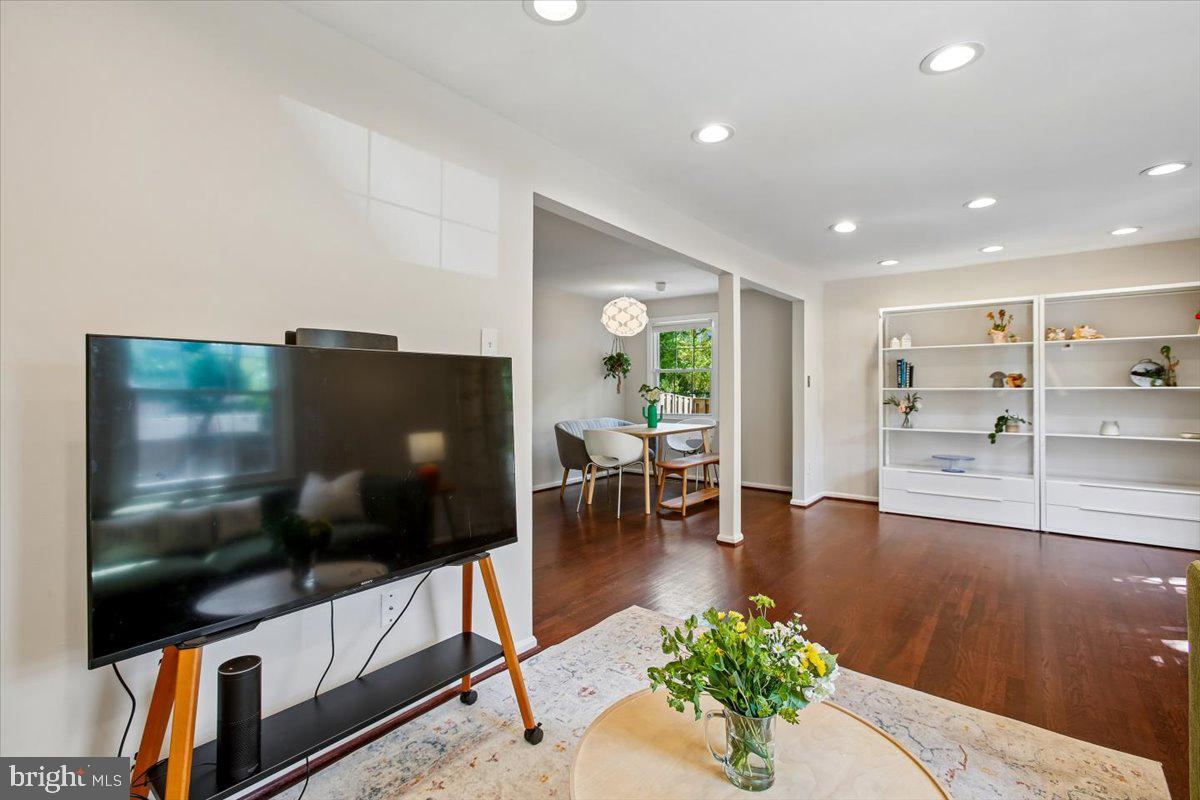 3140 ELLENWOOD DRIVE