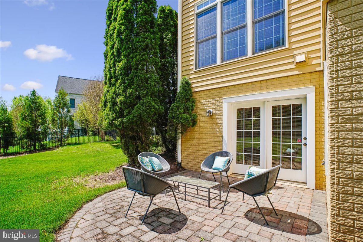 12812 ROSE GROVE DRIVE