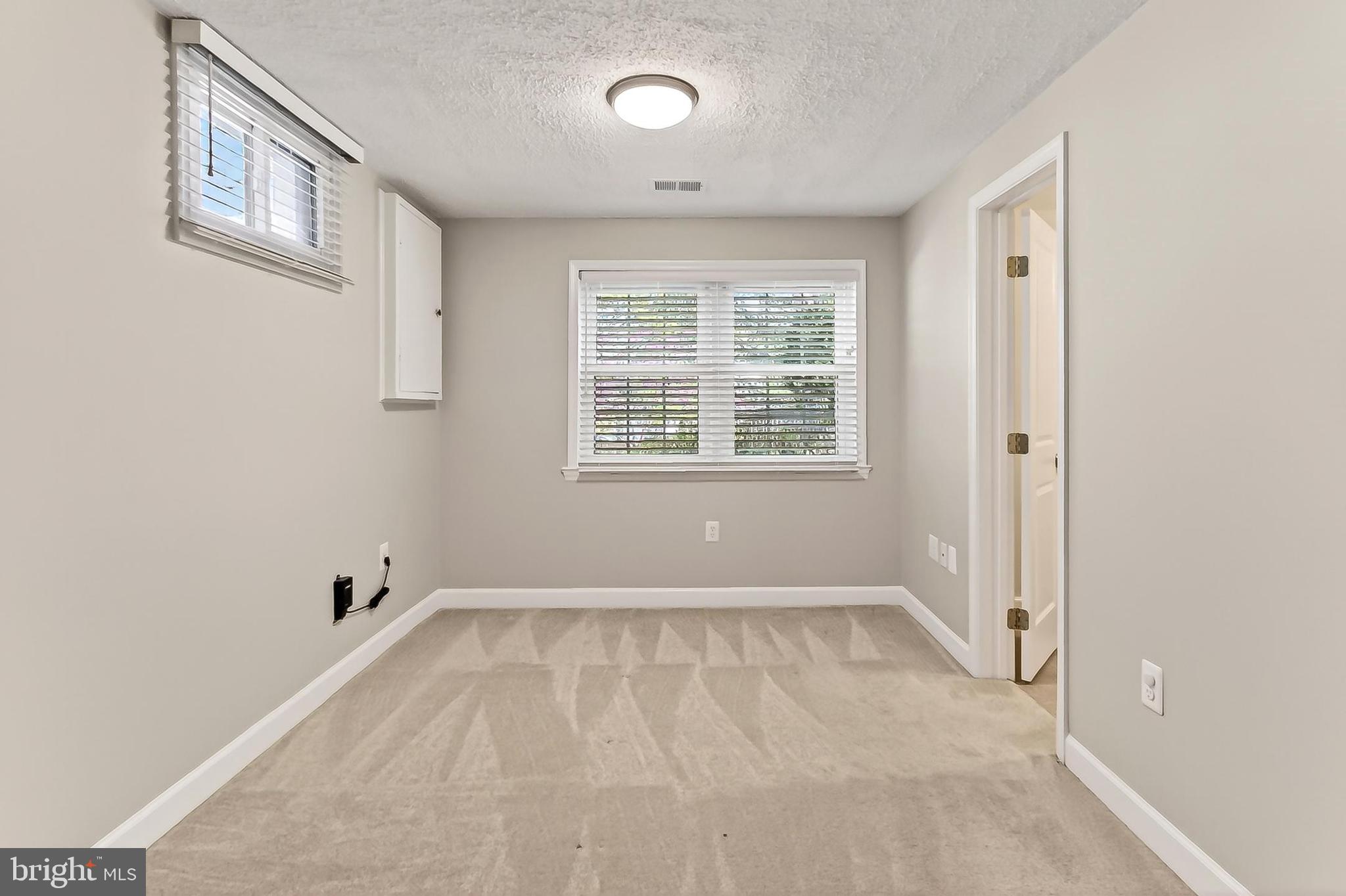 4915 KING SOLOMON DRIVE