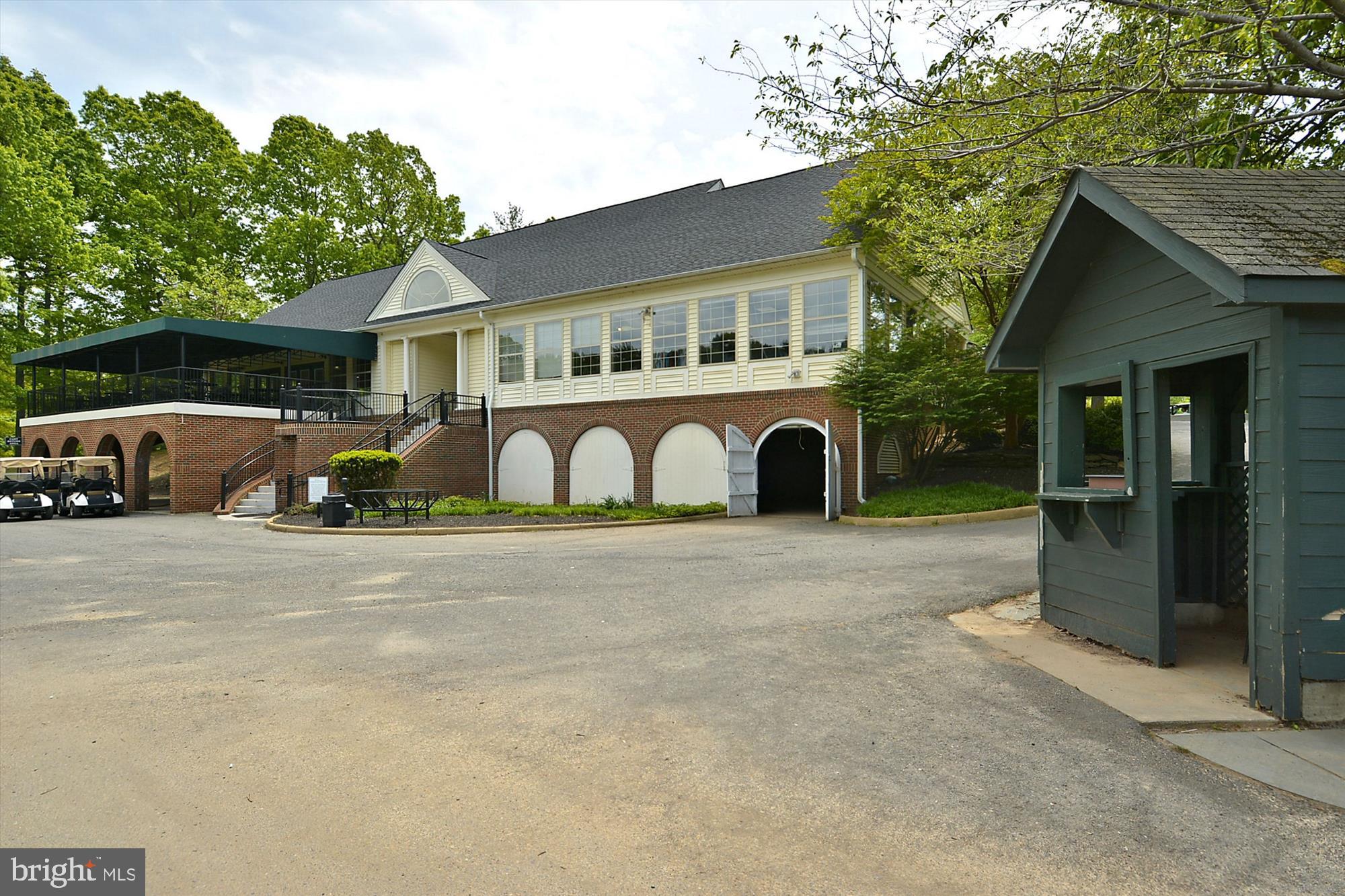 12102 GREENWOOD COURT 101