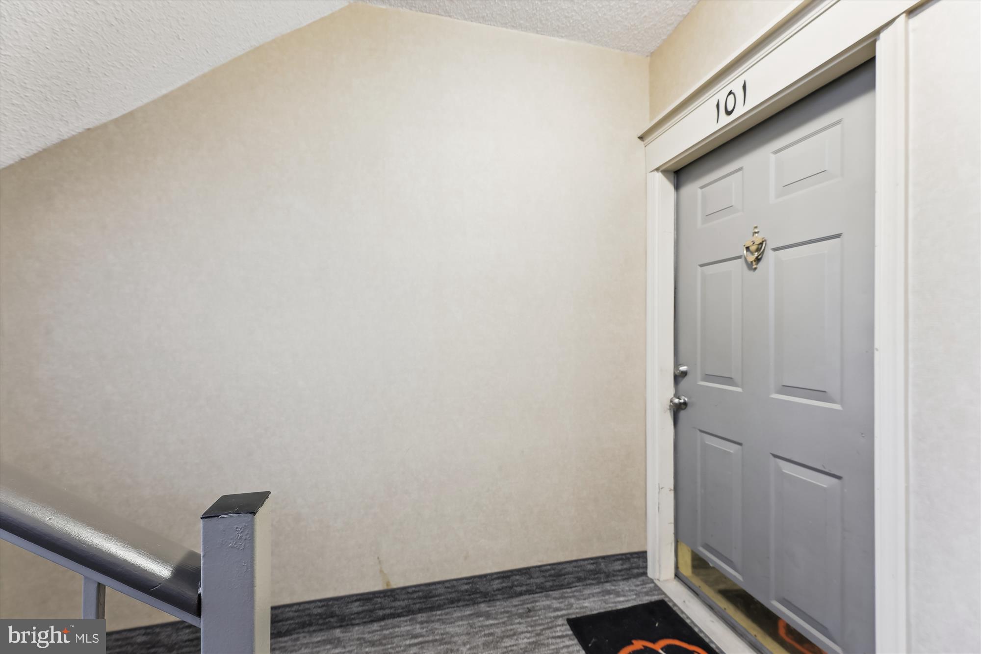 12102 GREENWOOD COURT 101