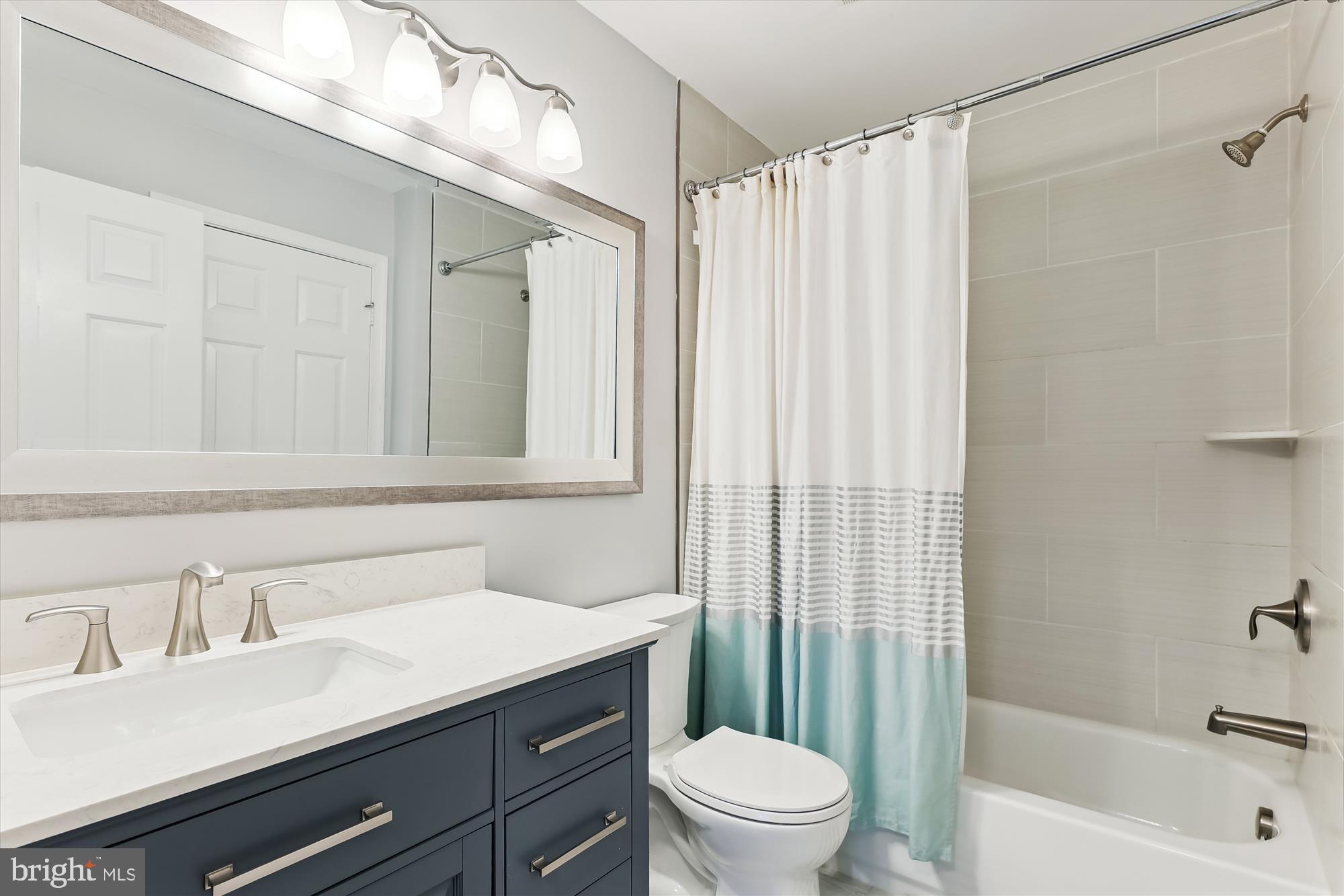 12102 GREENWOOD COURT 101