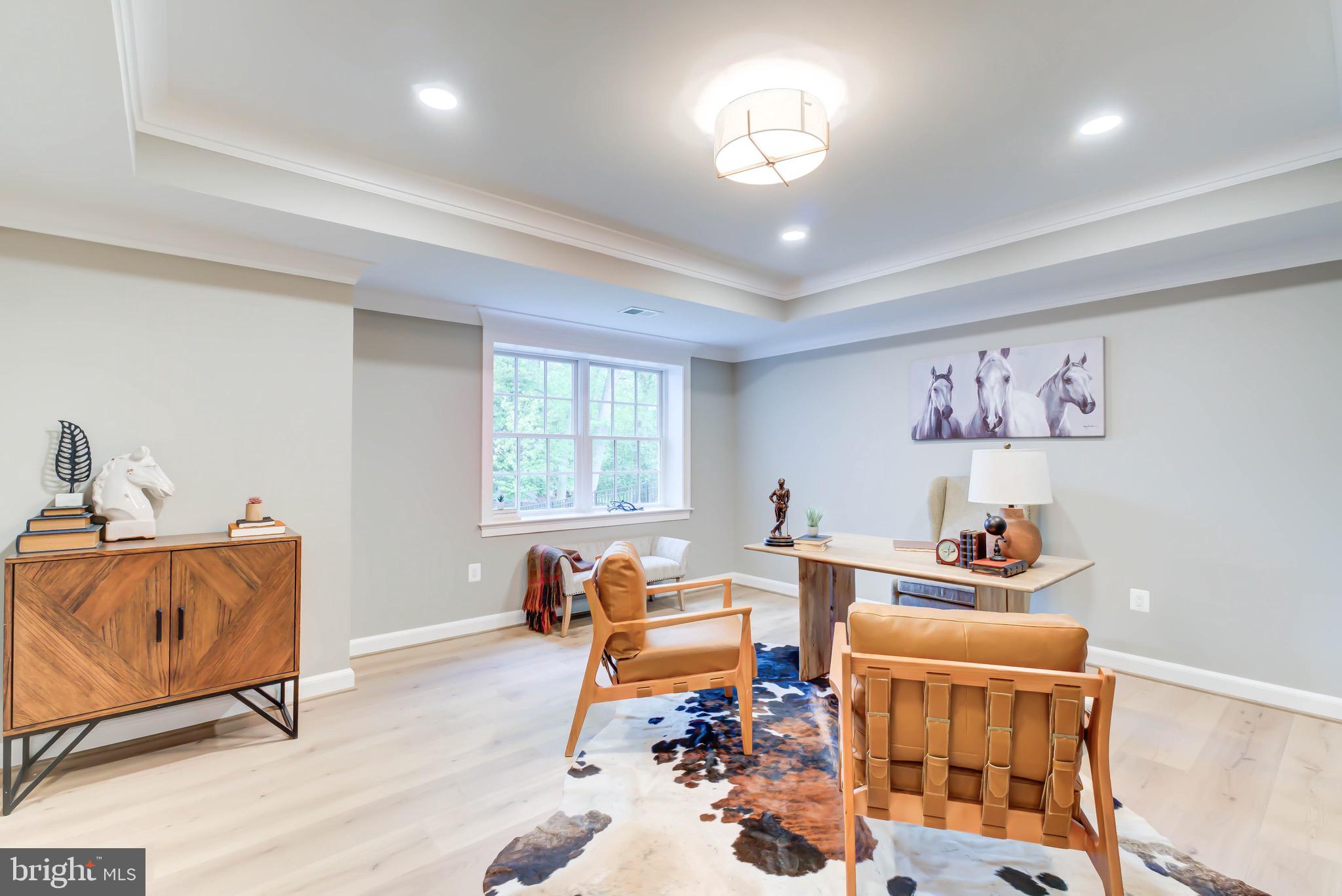 1538 FOREST LANE