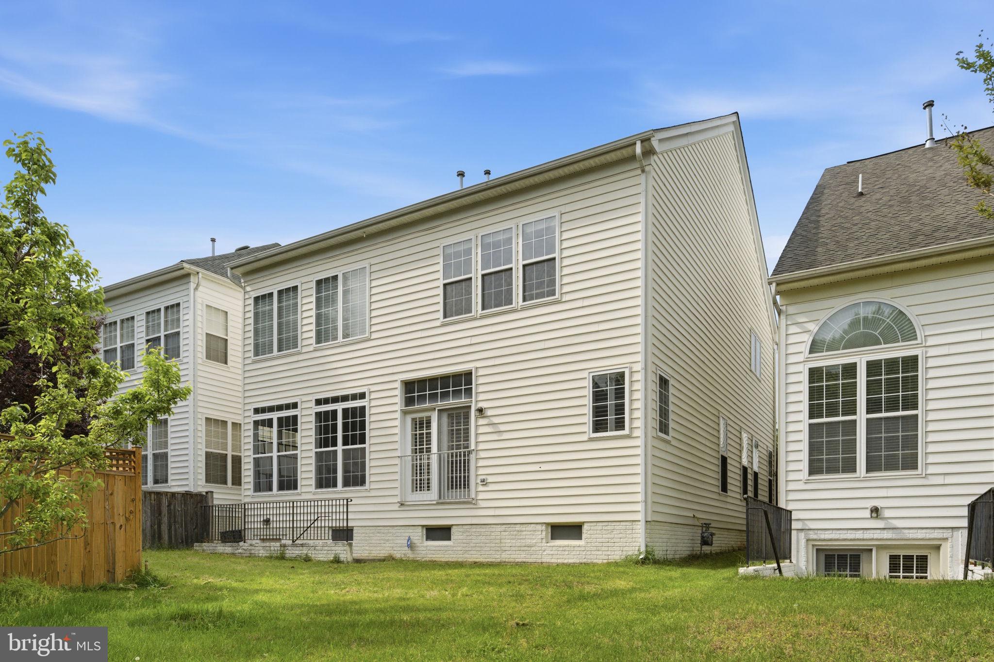 8305 ALLERDALE COURT