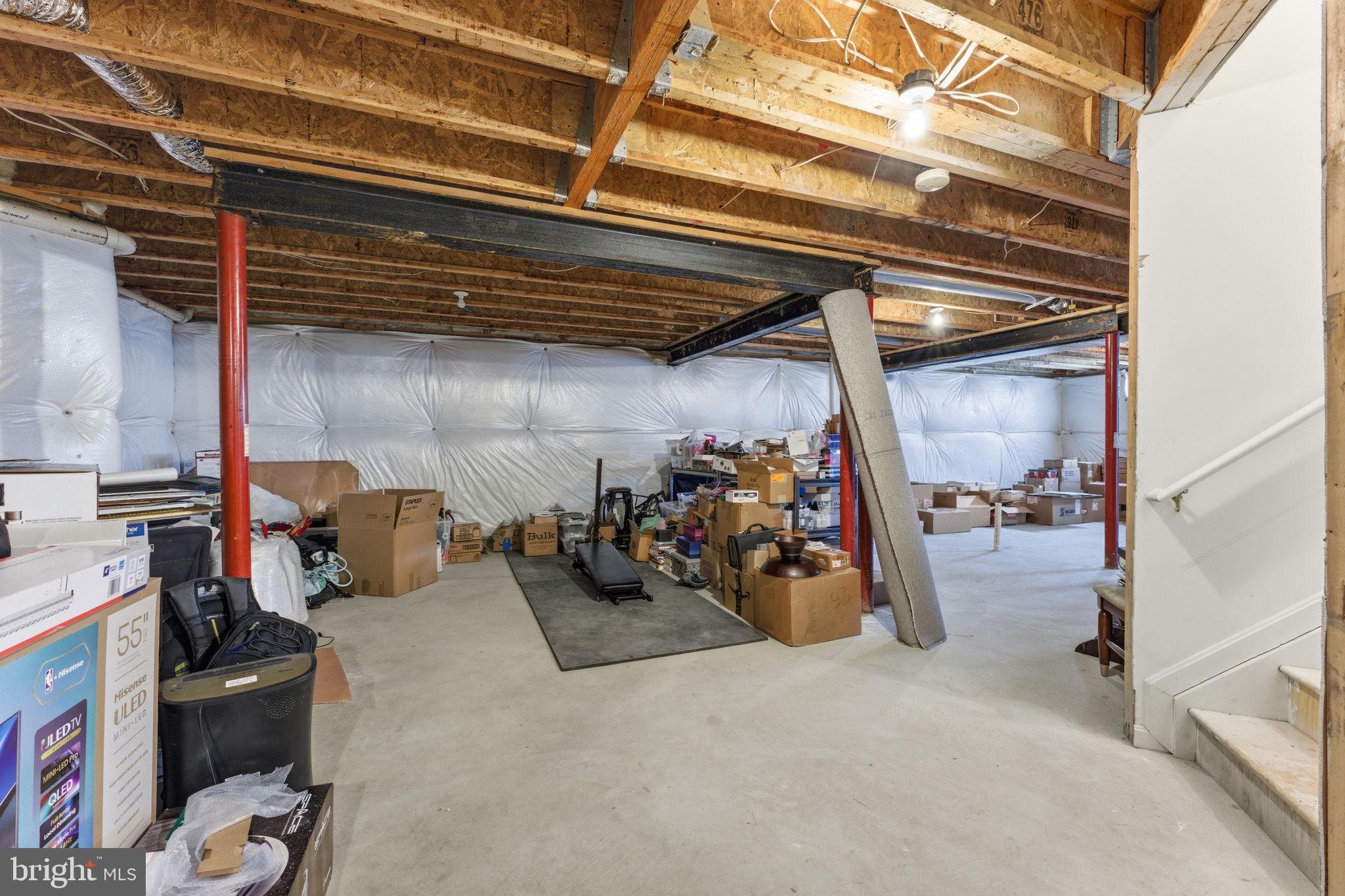 8305 ALLERDALE COURT