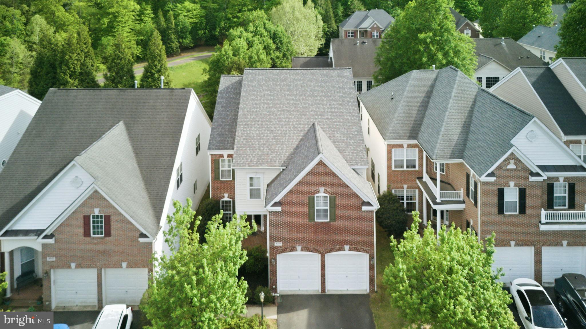 8305 ALLERDALE COURT