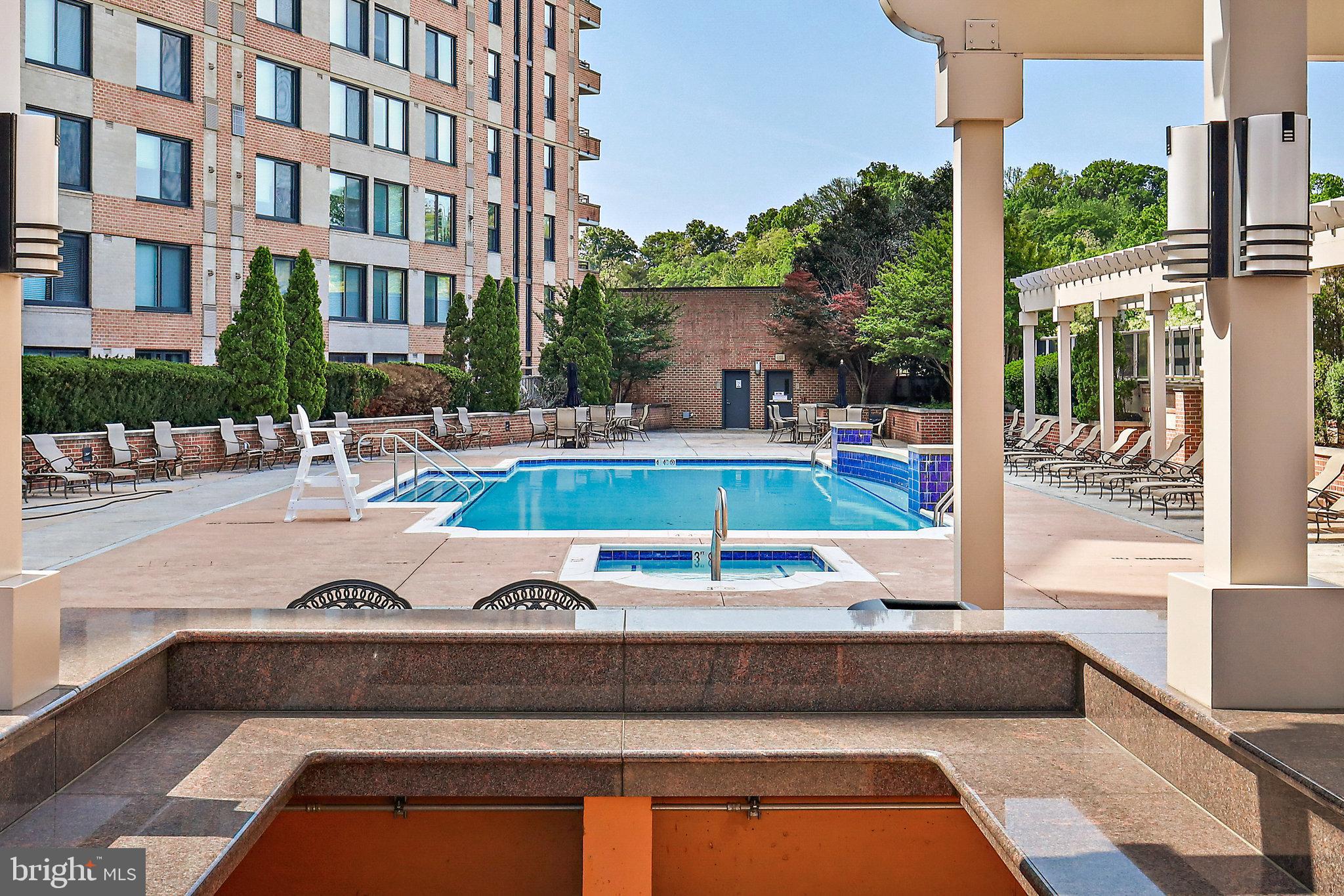 2451 MIDTOWN AVENUE 1502