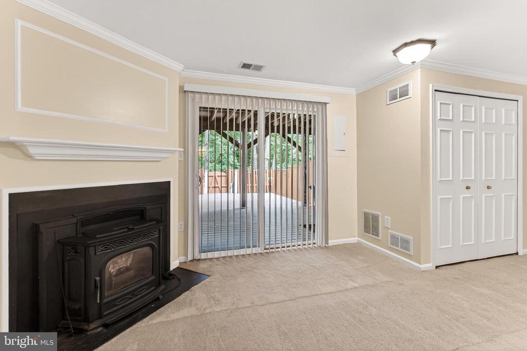 7451 HATHERLEIGH COURT