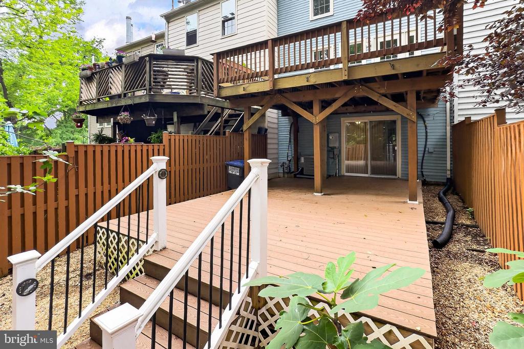 7451 HATHERLEIGH COURT