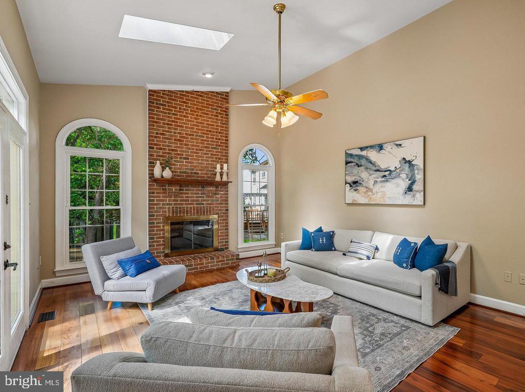 13113 WILLOW EDGE COURT