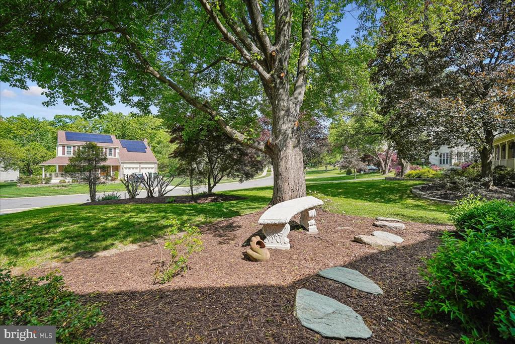 13113 WILLOW EDGE COURT