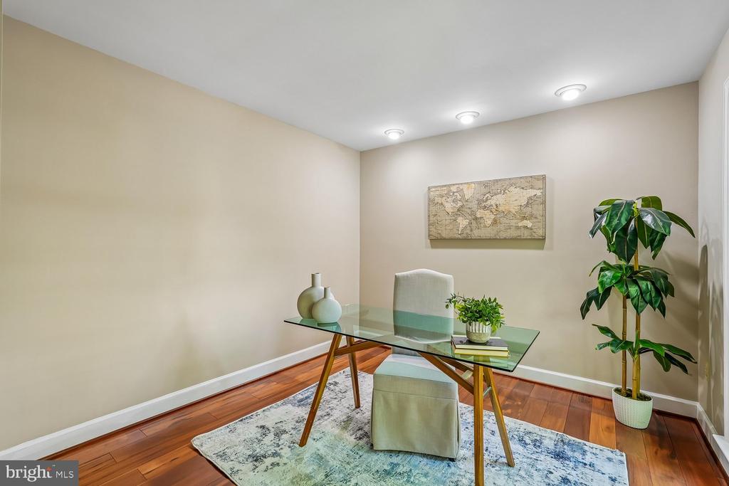 13113 WILLOW EDGE COURT
