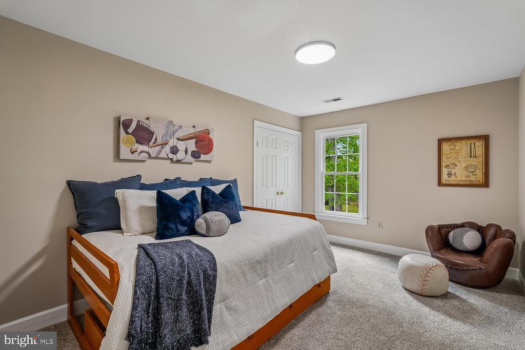 13113 WILLOW EDGE COURT