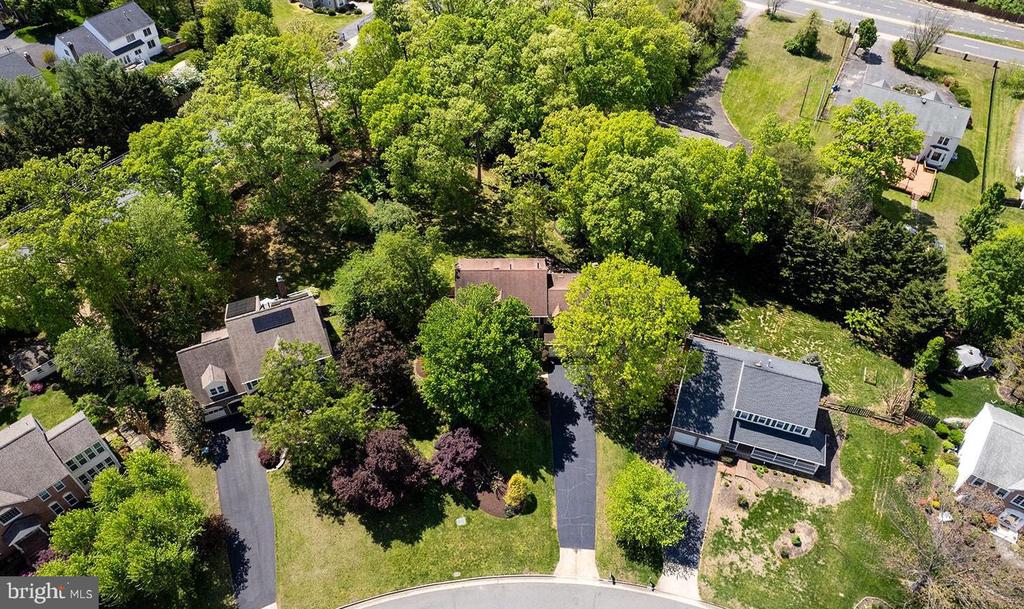 13113 WILLOW EDGE COURT