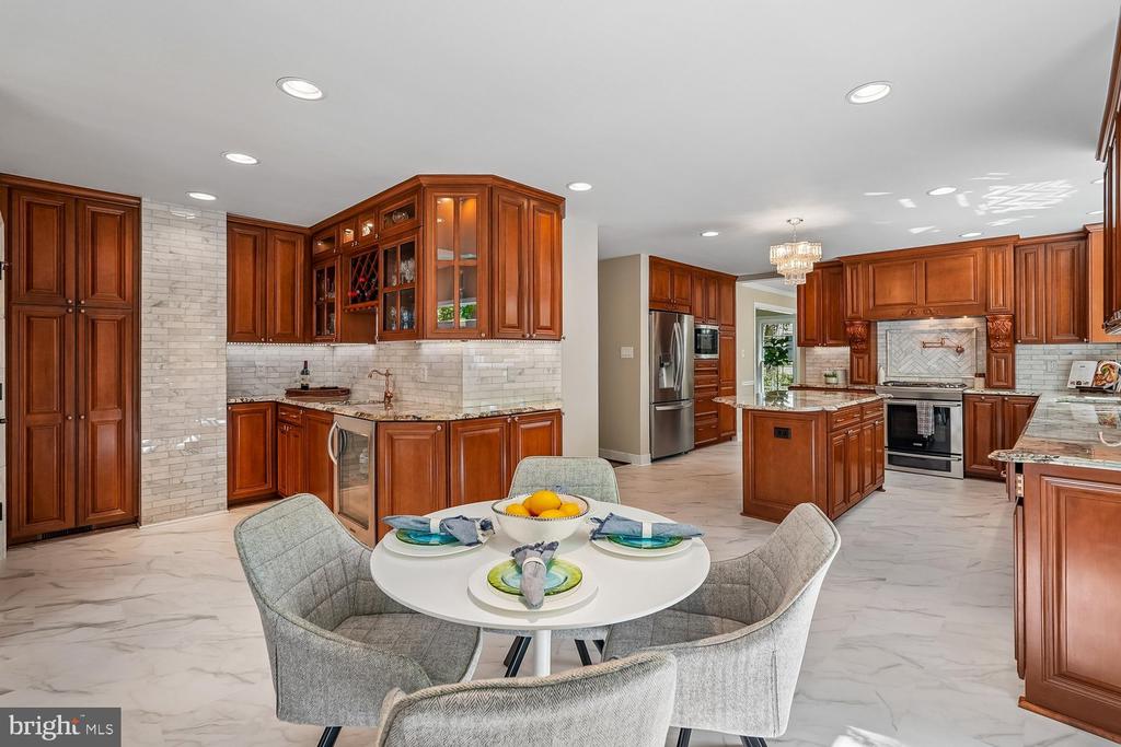 13113 WILLOW EDGE COURT