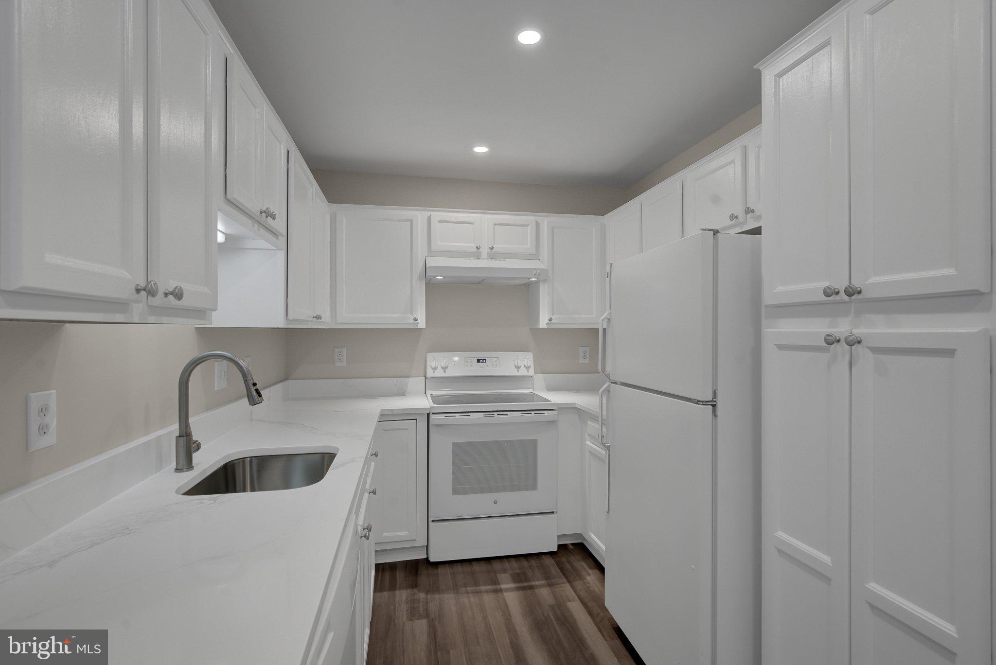 9257 CARDINAL FOREST LANE 101