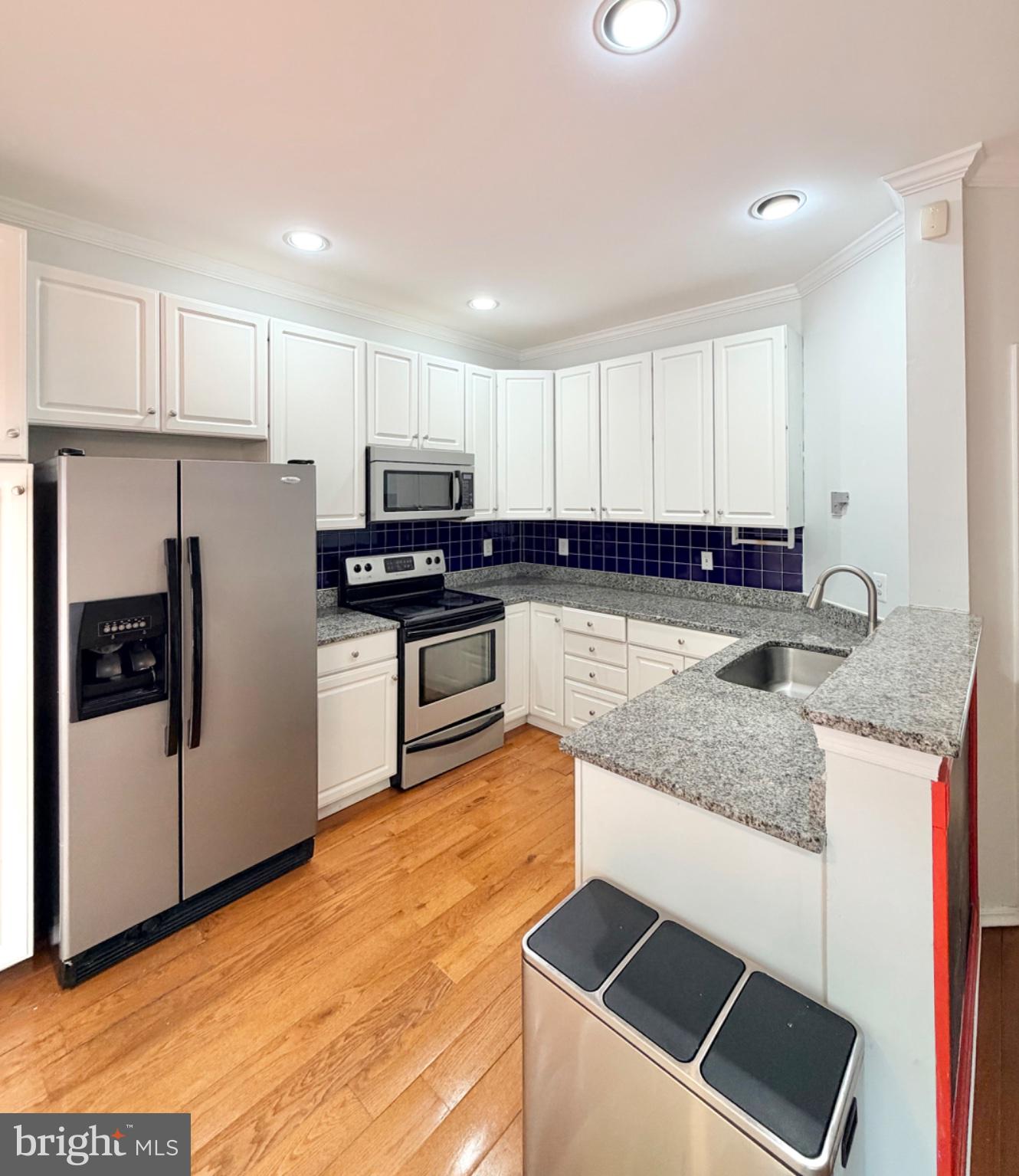 6622 FROST LAKE LANE