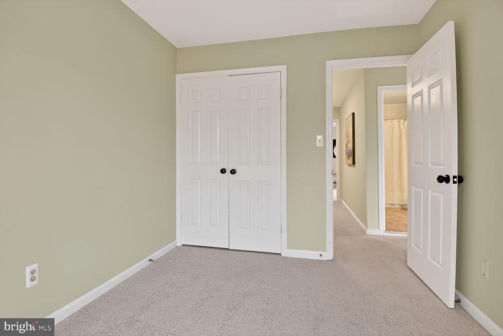 3005 MEETING STREET
