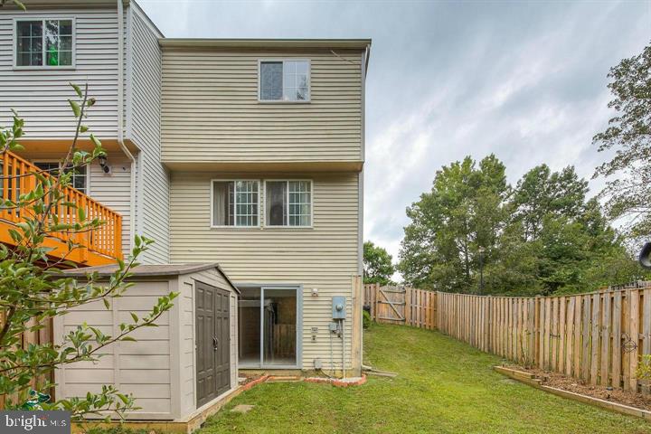 8416 CEDAR FALLS COURT