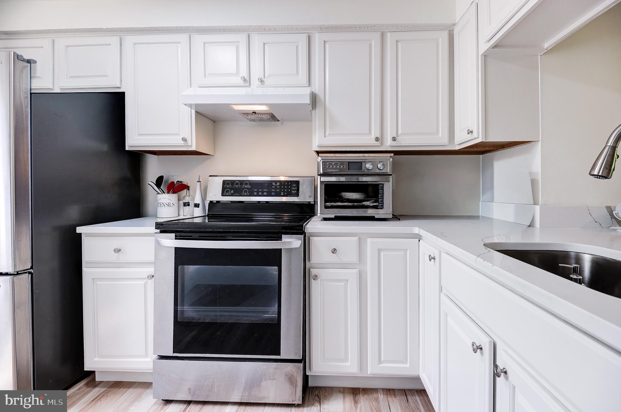 8416 CEDAR FALLS COURT