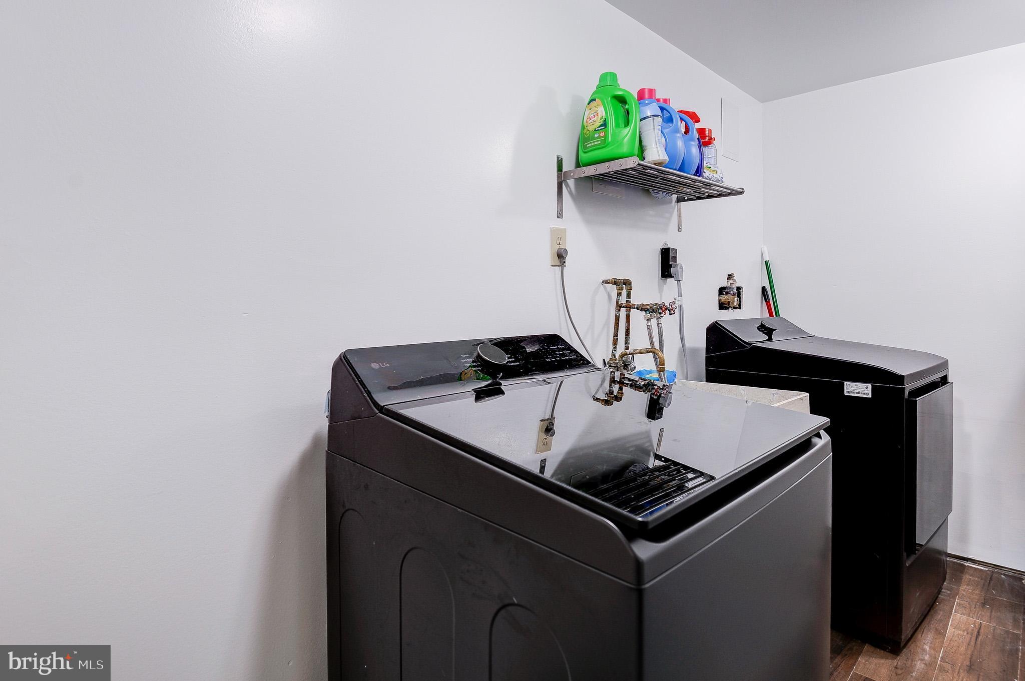 8416 CEDAR FALLS COURT