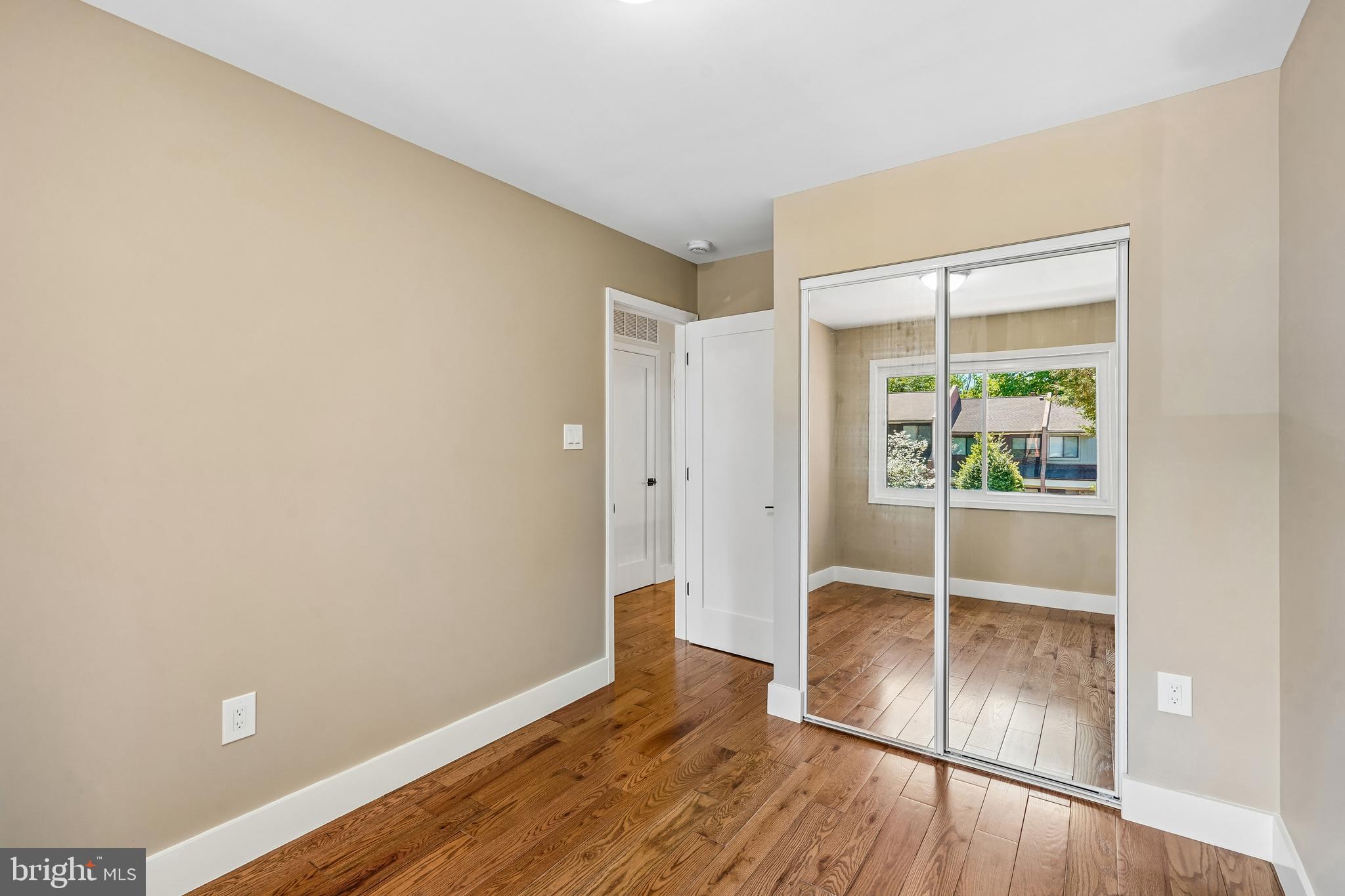 1309 NORTHGATE SQUARE