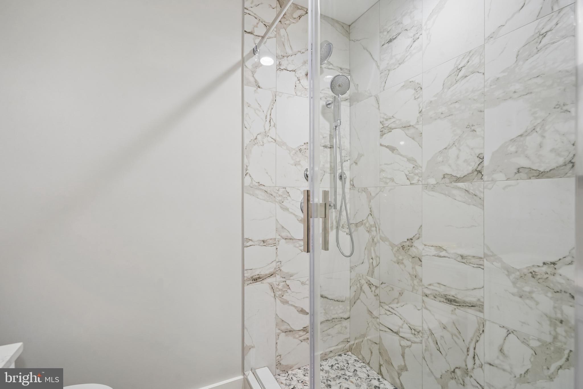 1309 NORTHGATE SQUARE