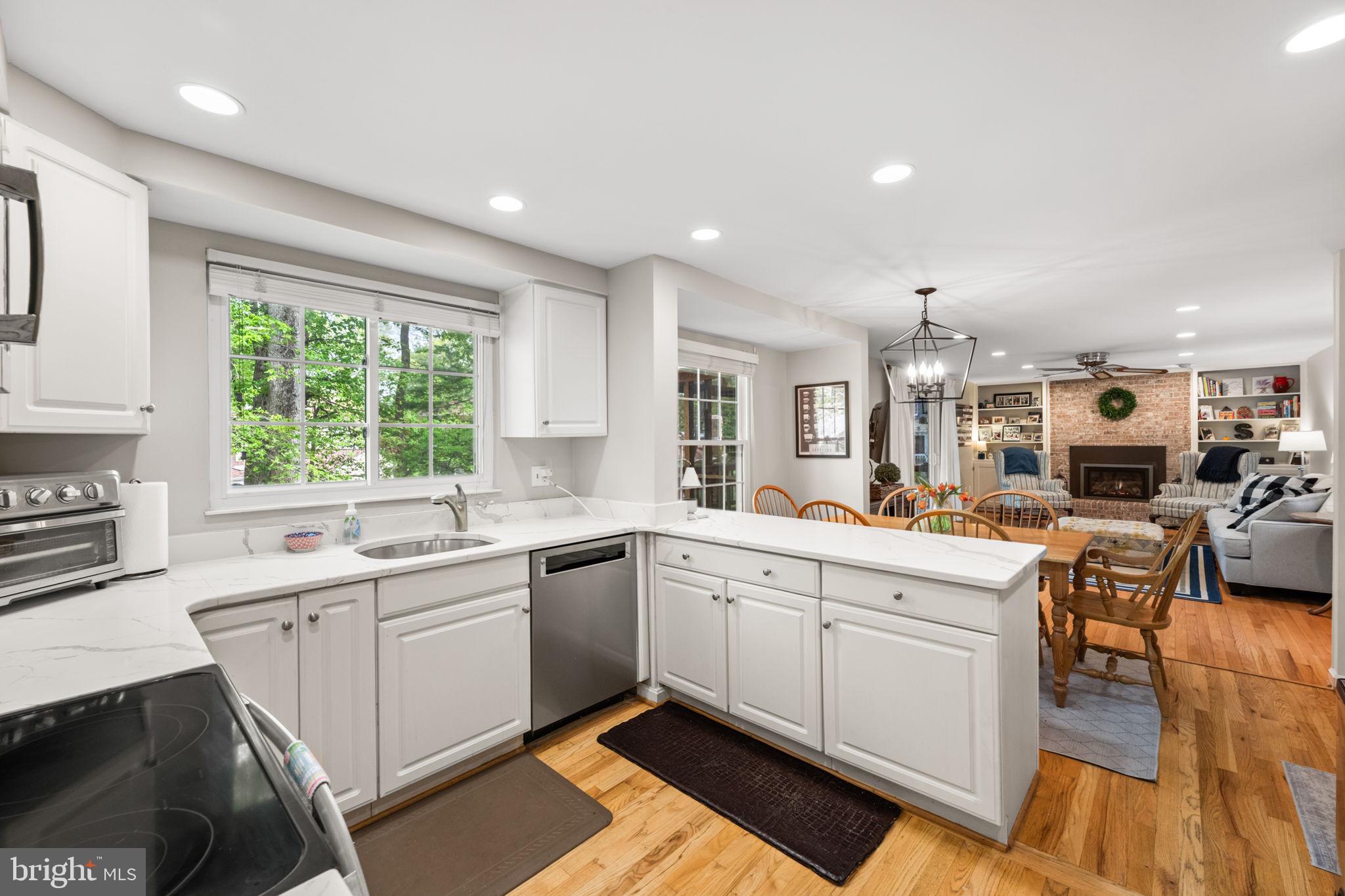 10906 CARTERS OAK WAY