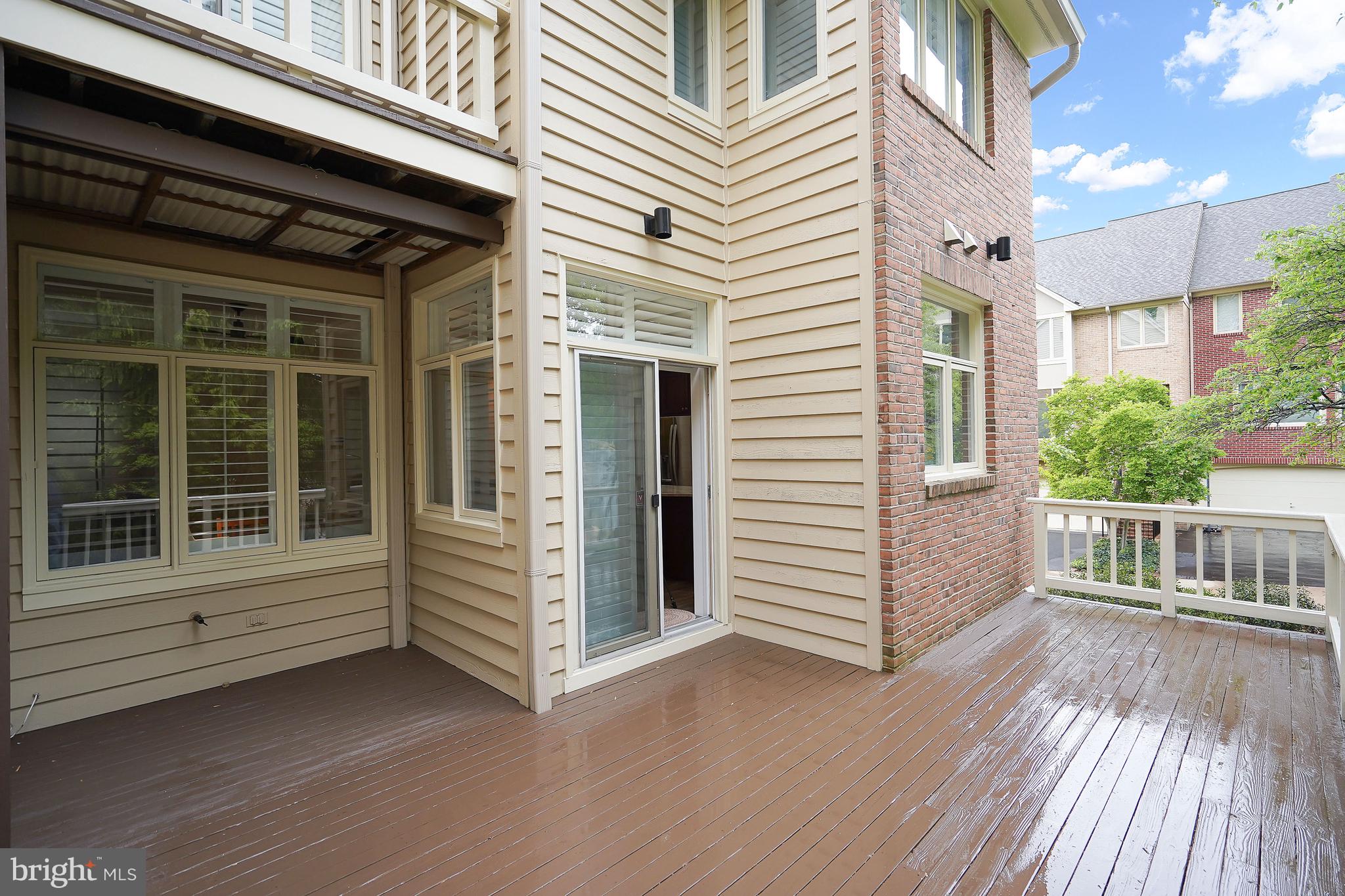 11538 HEMINGWAY DRIVE