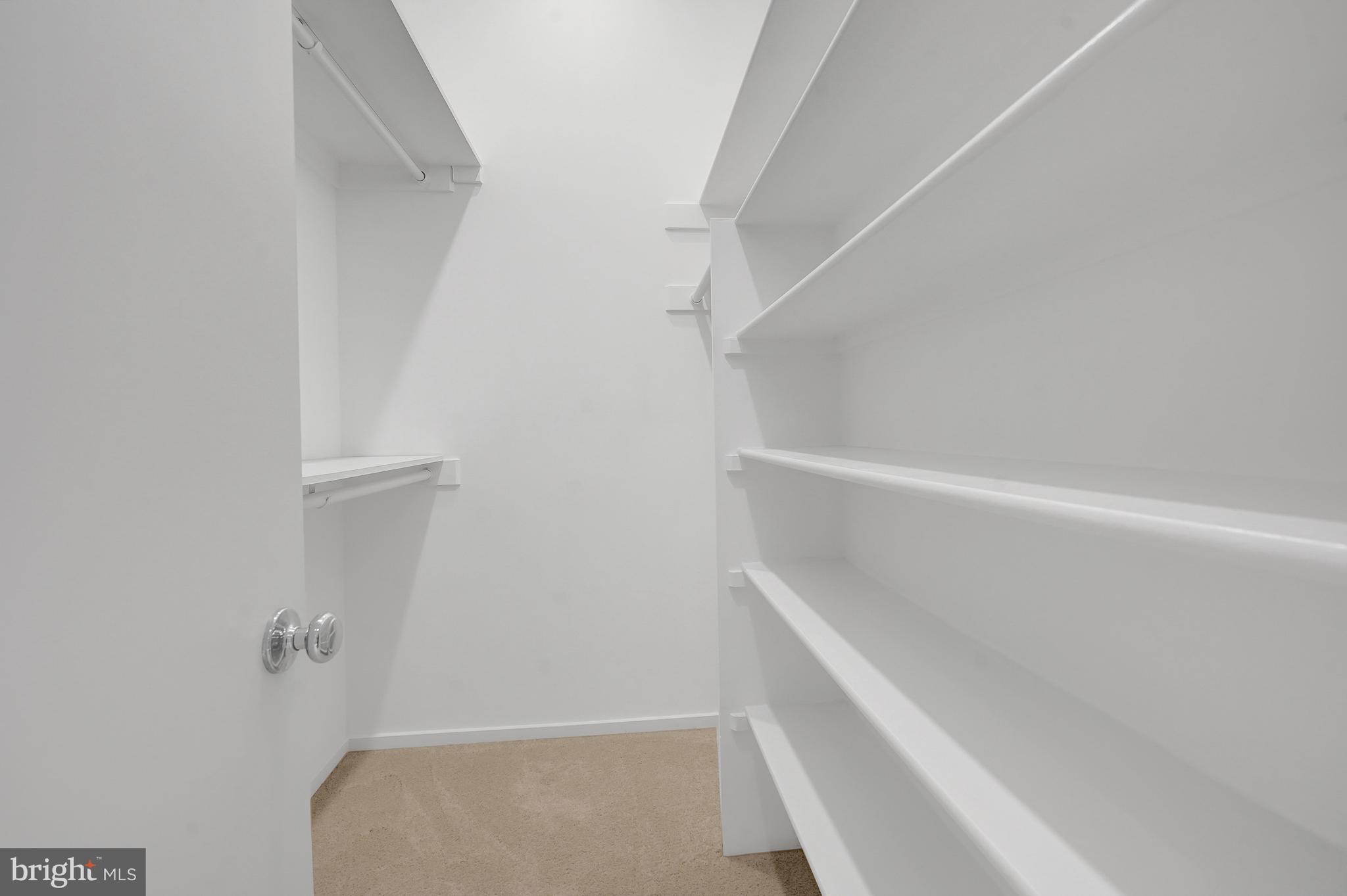 11538 HEMINGWAY DRIVE