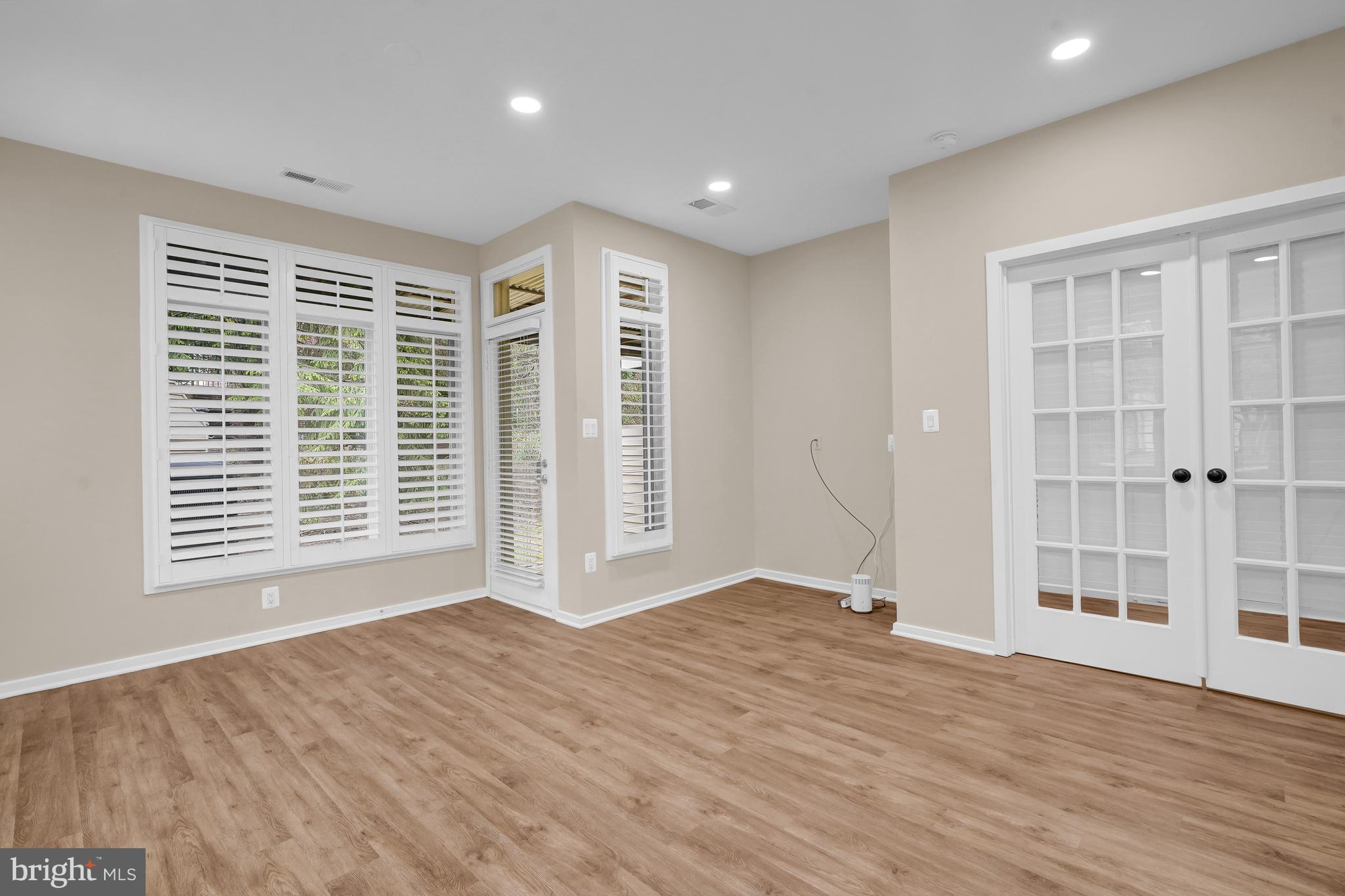 11538 HEMINGWAY DRIVE