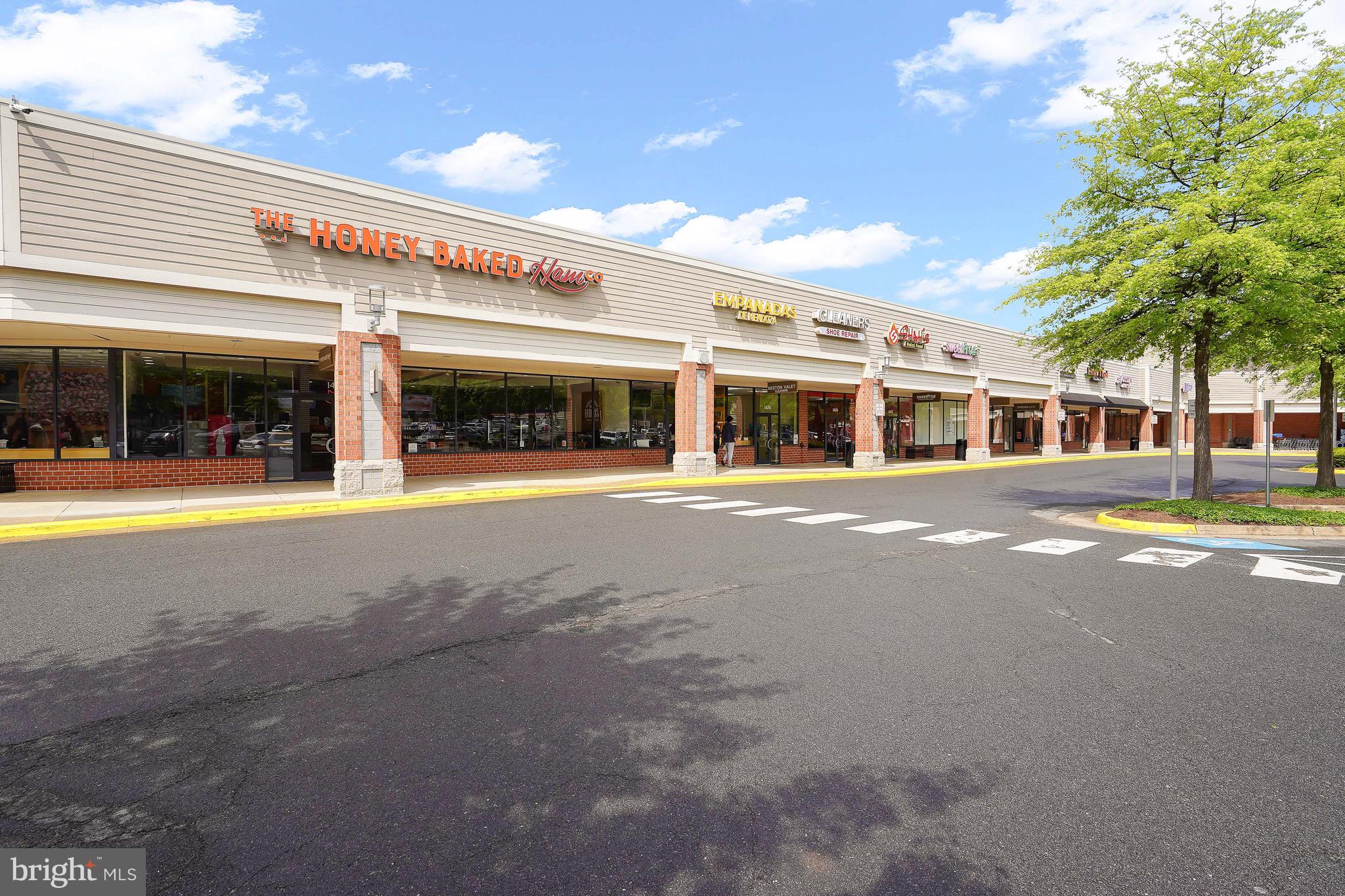 11538 HEMINGWAY DRIVE