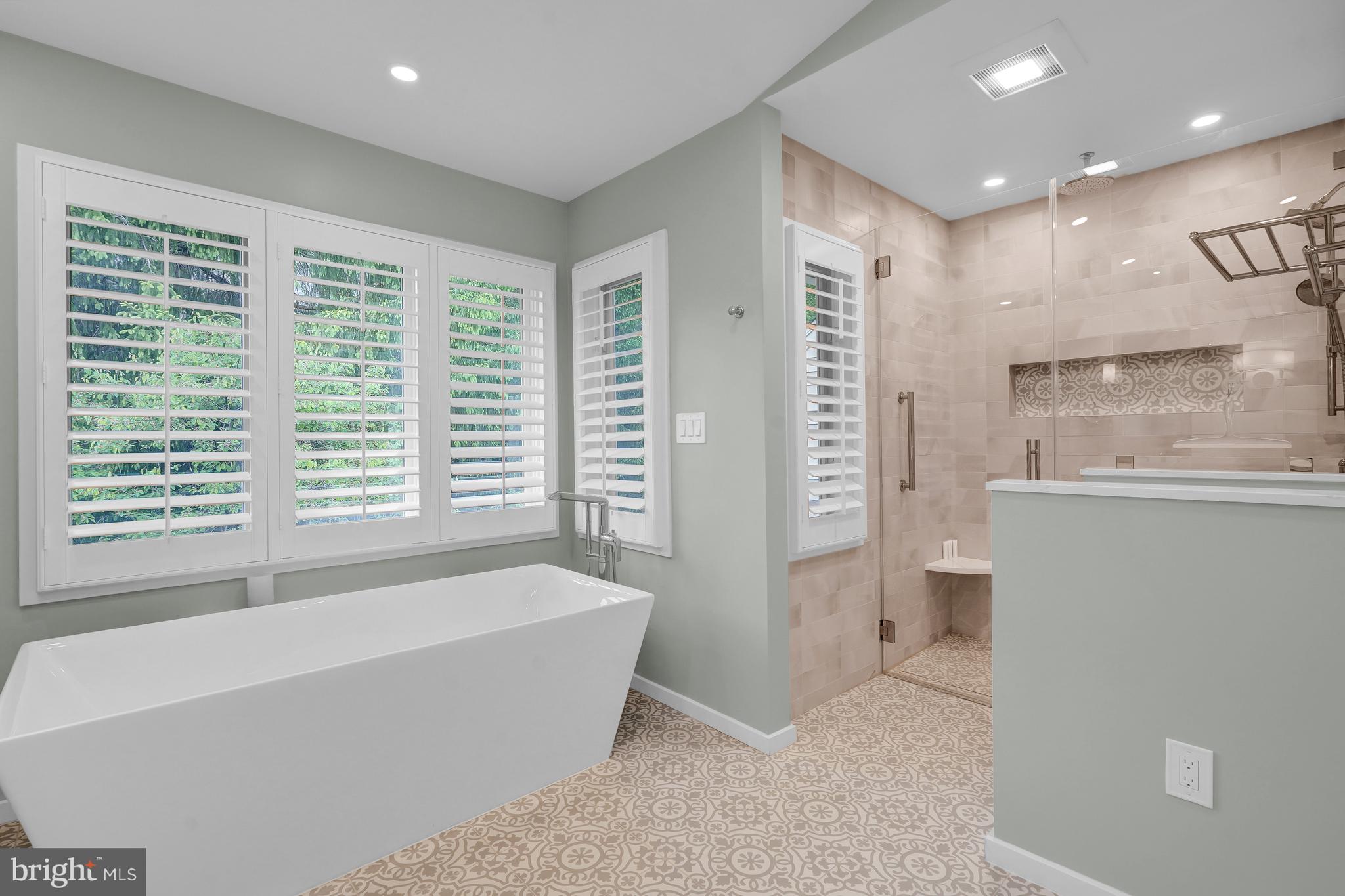 11538 HEMINGWAY DRIVE