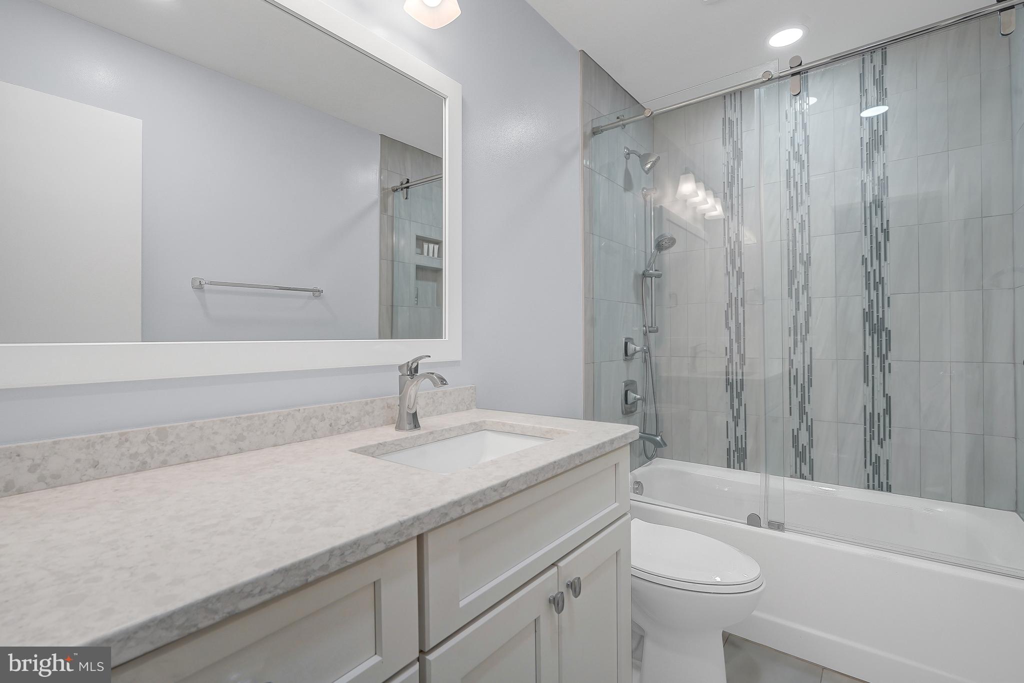 11538 HEMINGWAY DRIVE