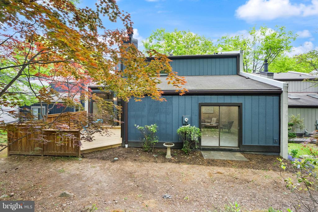 2431 GLADE BANK WAY