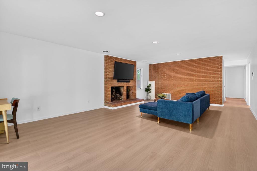12128 BASSET LANE