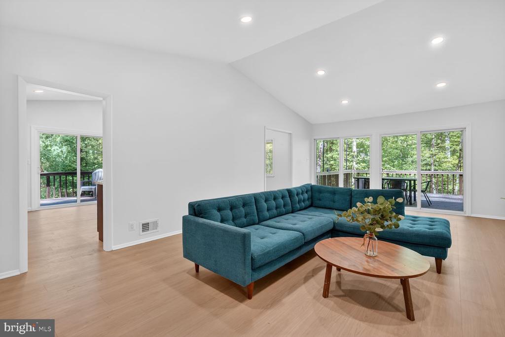 12128 BASSET LANE