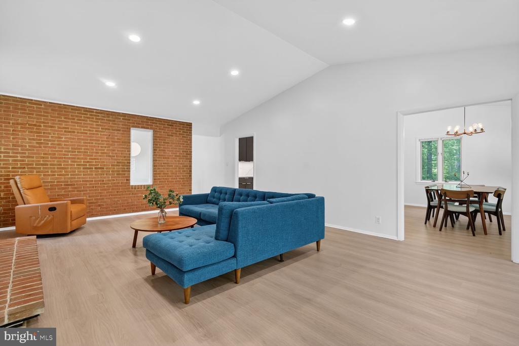 12128 BASSET LANE