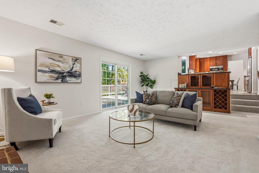2615 THOMAS YOUNG LANE