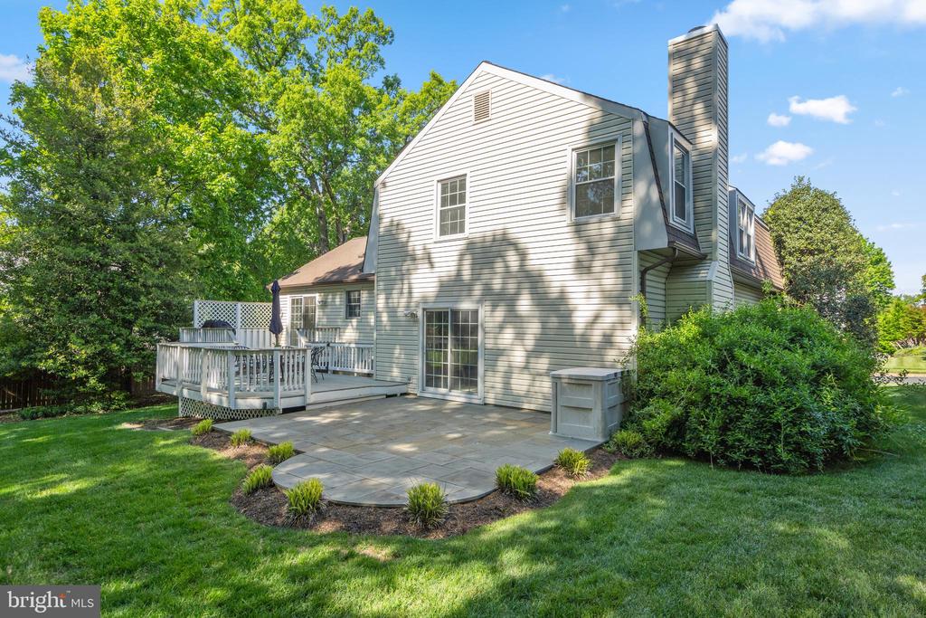 2615 THOMAS YOUNG LANE