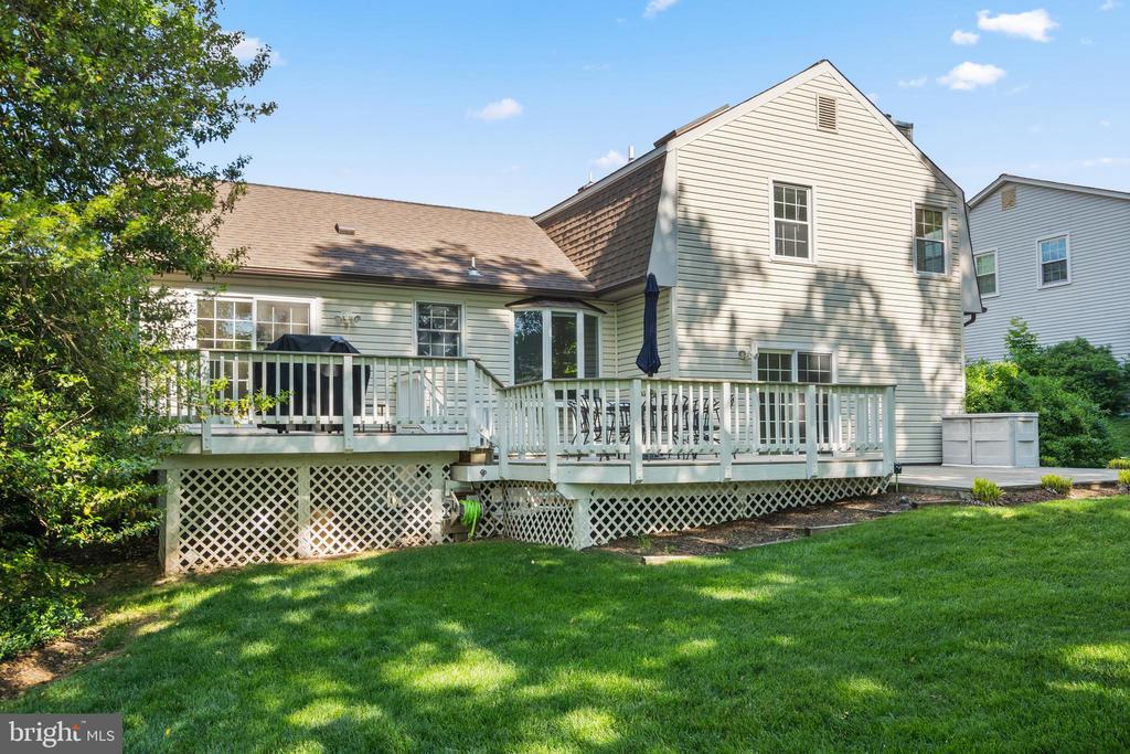 2615 THOMAS YOUNG LANE