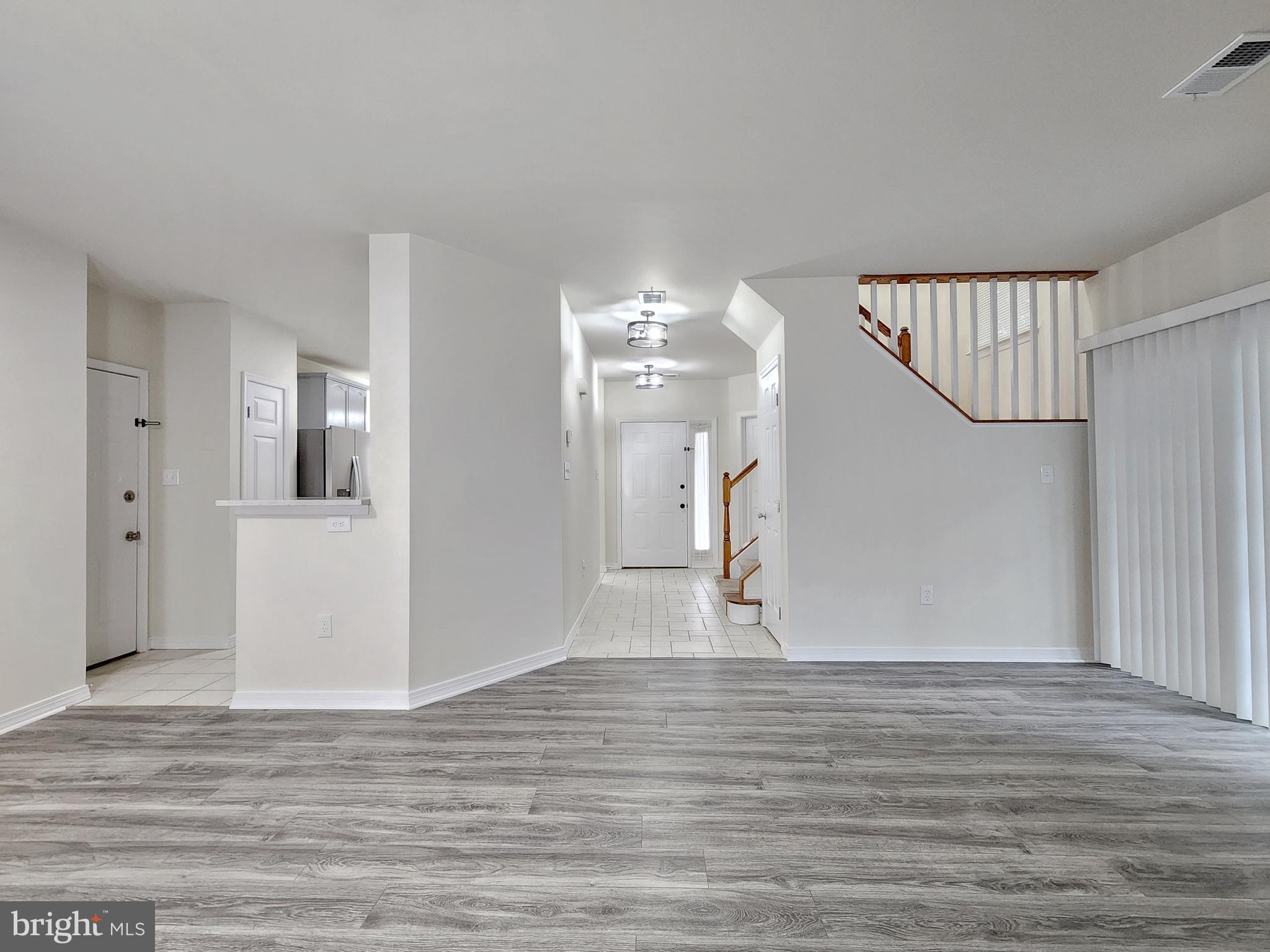 5130 CASTLE HARBOR WAY 80