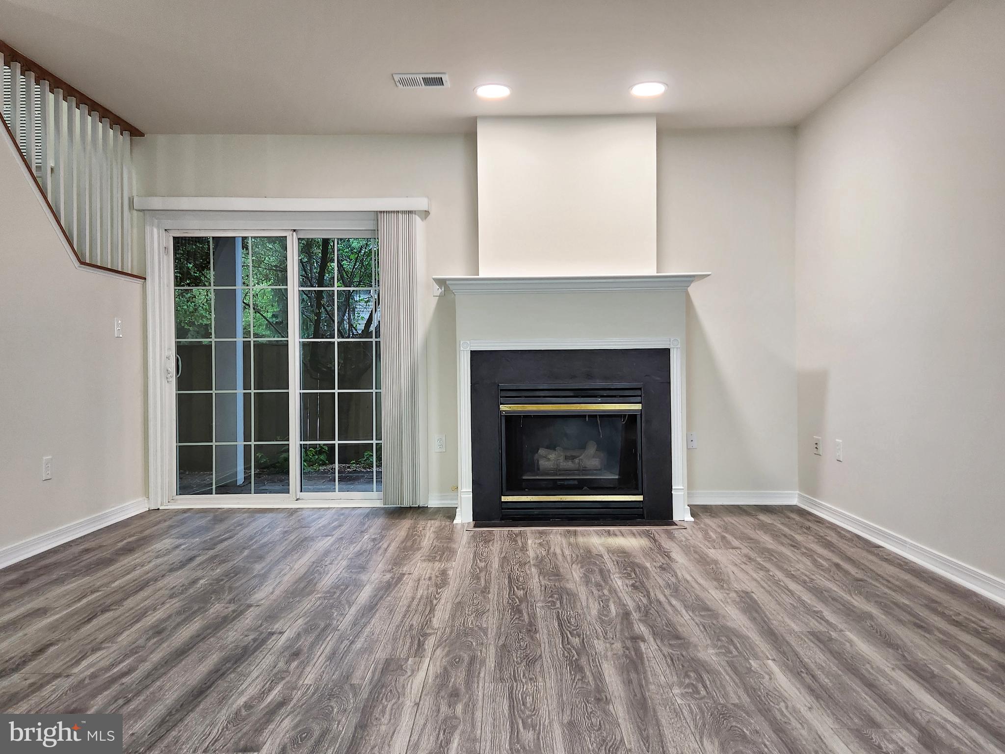 5130 CASTLE HARBOR WAY 80