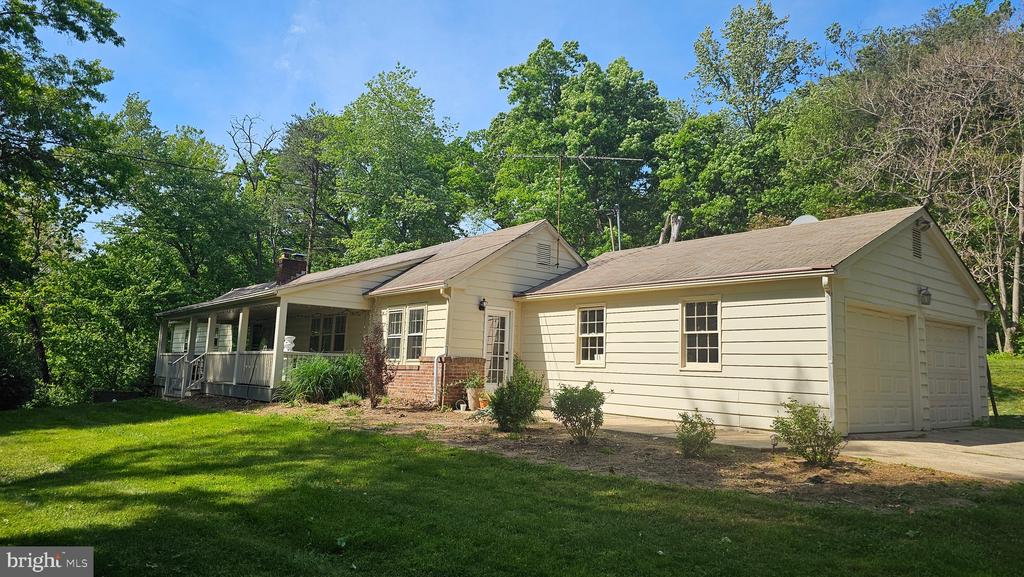 9126 OLD COURTHOUSE ROAD