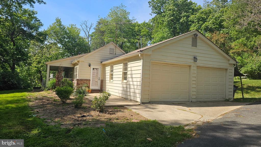 9126 OLD COURTHOUSE ROAD