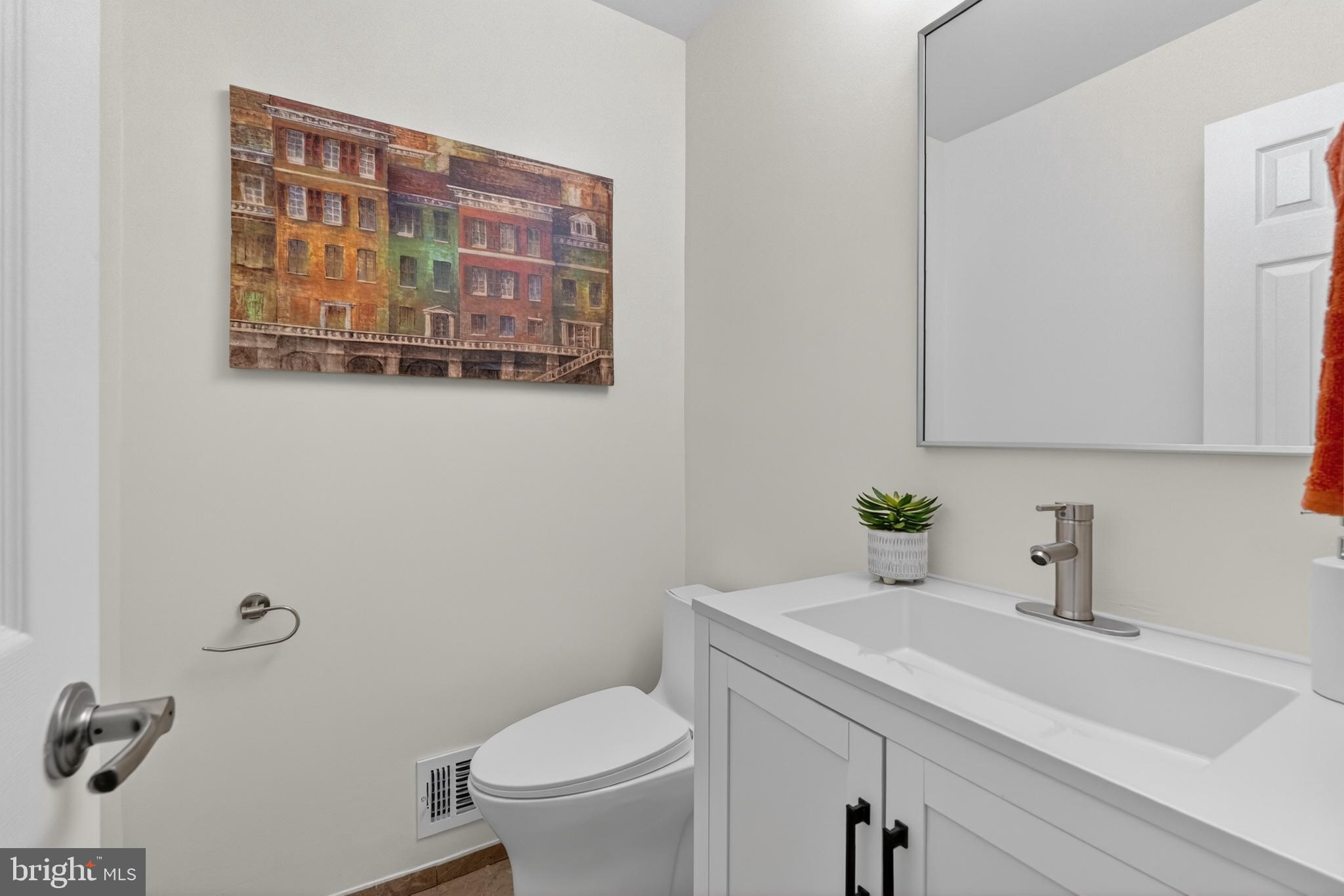 5866 WOOD FLOWER COURT