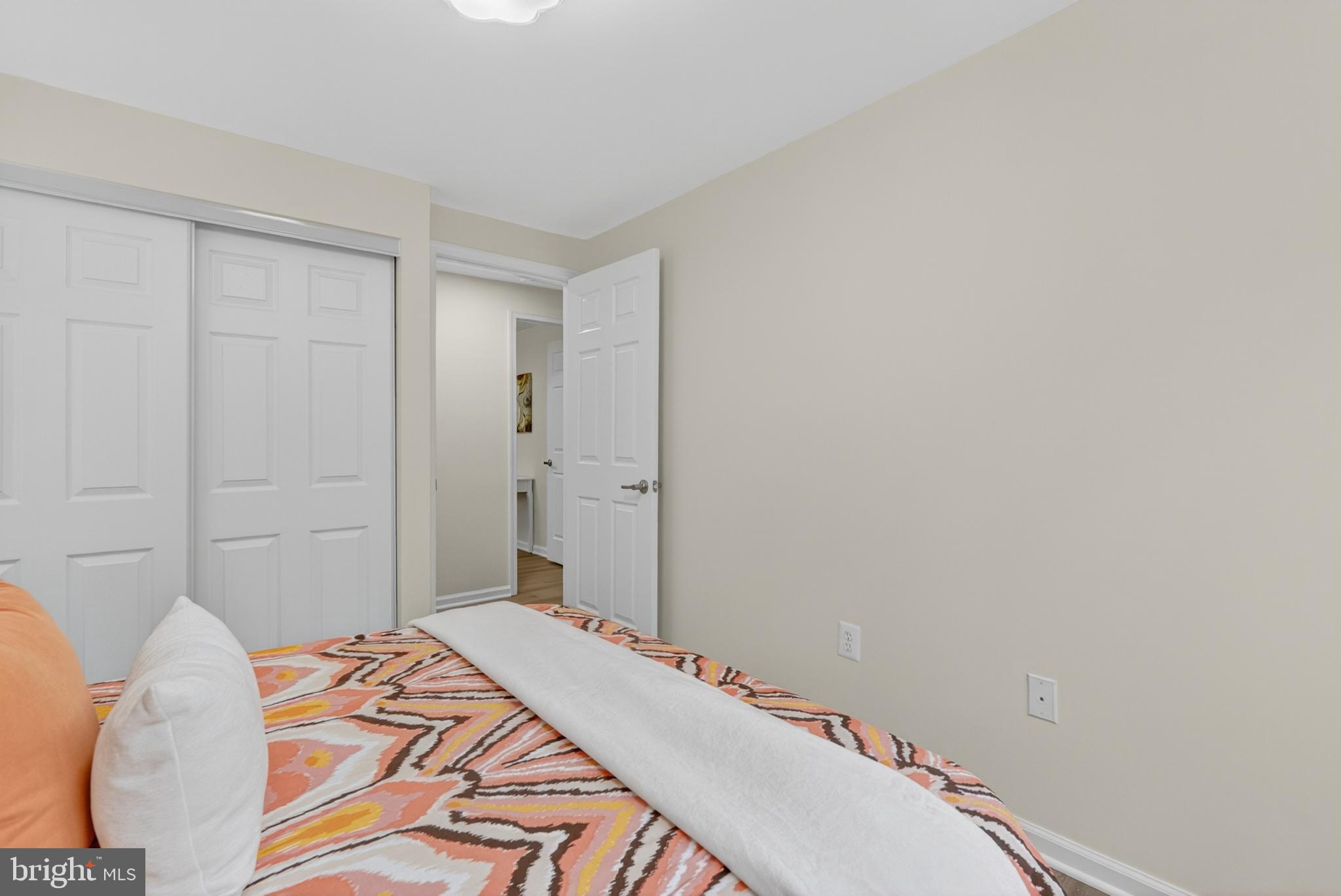 5866 WOOD FLOWER COURT